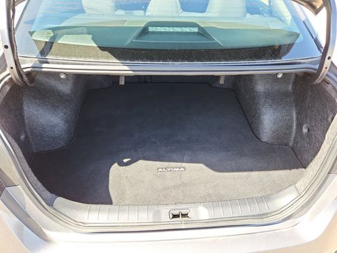 Used 2023 Nissan Altima 2.5 SV image 8