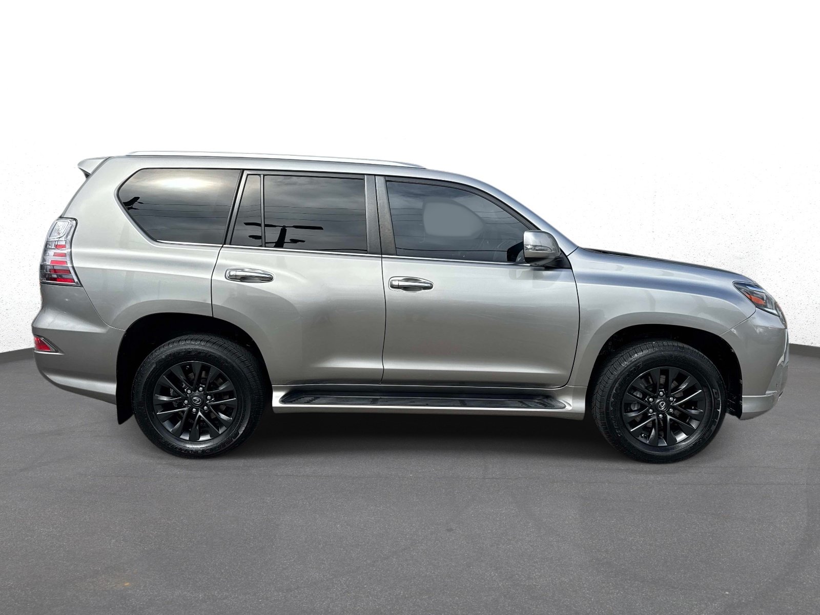 Used 2021 Lexus GX 460 Premium w/ Premium Package AWD/4WD image 2