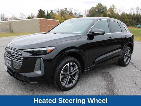 Certified 2025 Audi Q5 Premium w/ Convenience Package AWD/4WD image 6