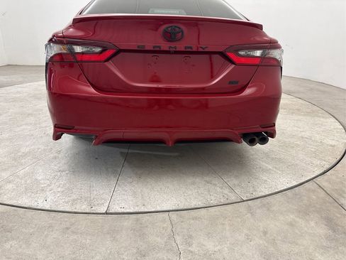 Used 2022 Toyota Camry SE FWD image 23