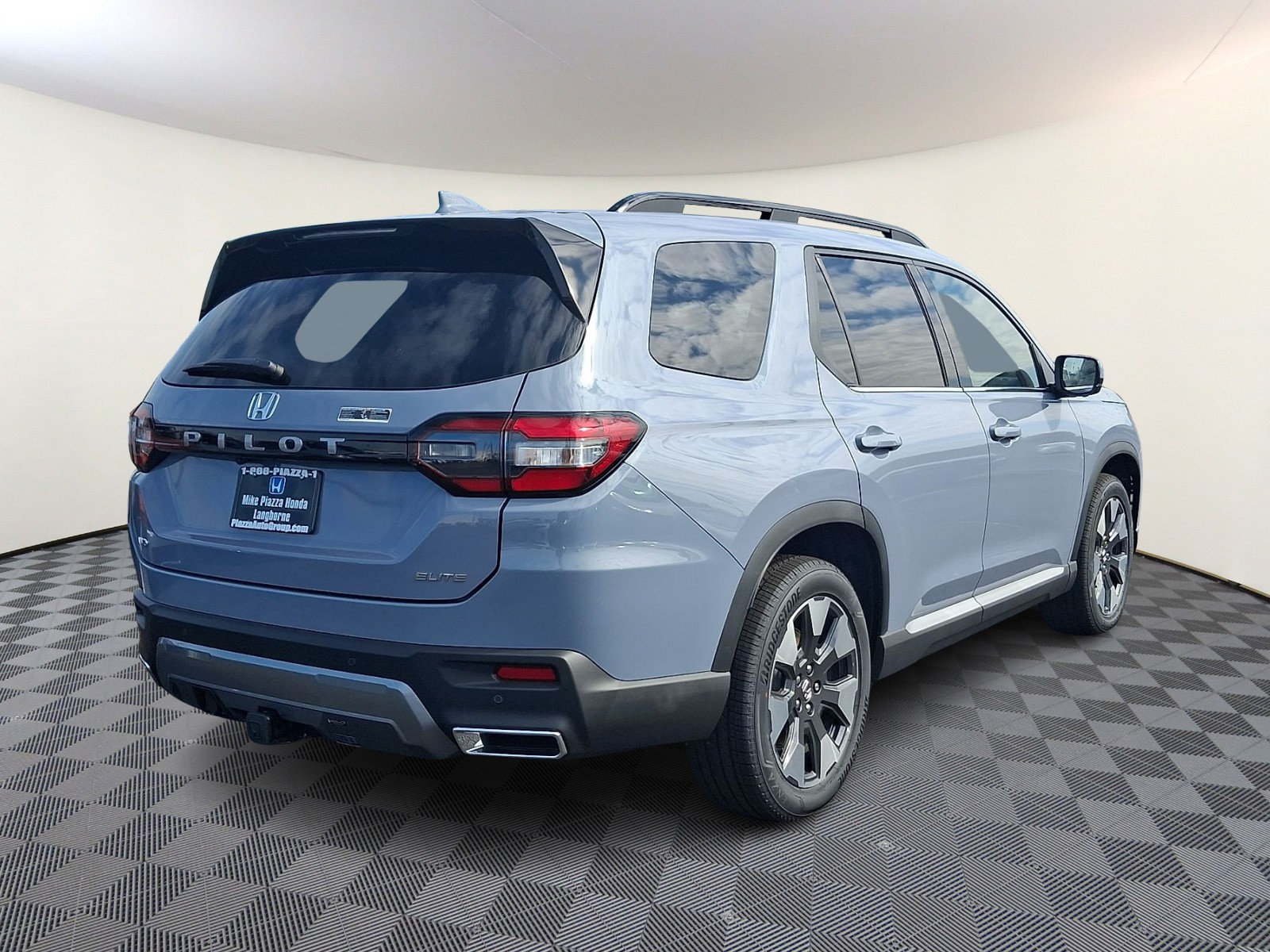 New 2026 Honda Pilot Elite image 4