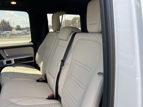 Used 2022 Mercedes-Benz G 550 image 33