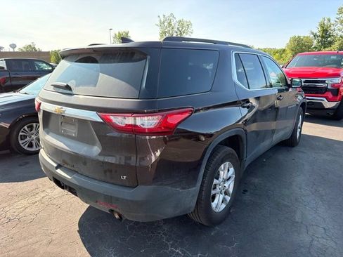 Used 2020 Chevrolet Traverse LT FWD image 3