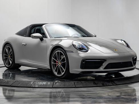 Used 2022 Porsche 911 Targa 4S AWD/4WD image 28