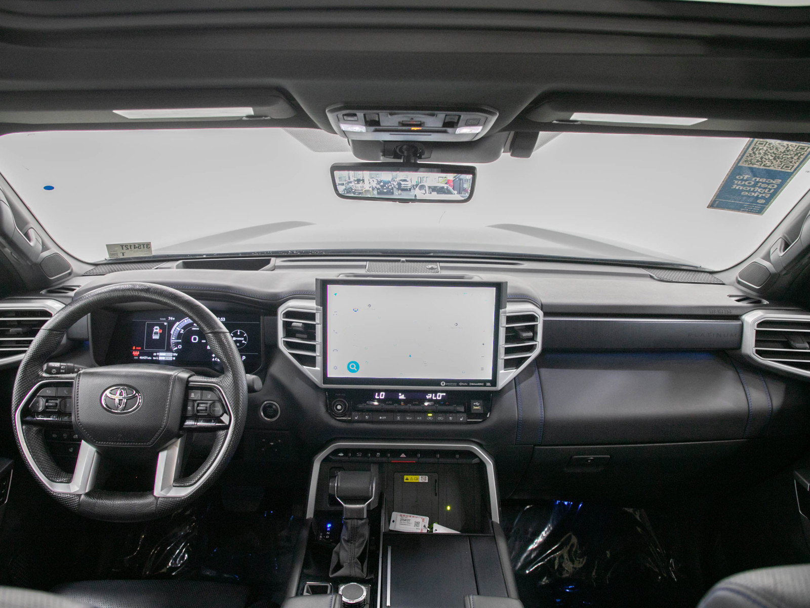 Used 2024 Toyota Tundra Platinum AWD/4WD image 13