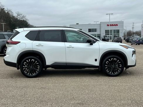 New 2026 Nissan Rogue SV image 44