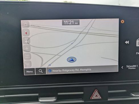 Used 2022 Hyundai Elantra Limited FWD image 8