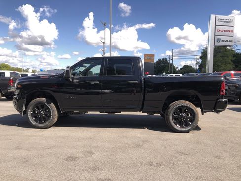 New 2025 RAM 2500 Big Horn image 11