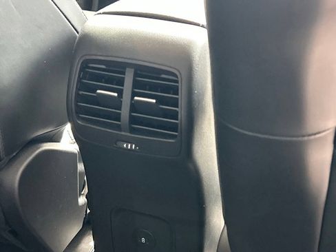 Used 2023 Ford Escape Platinum AWD/4WD image 47