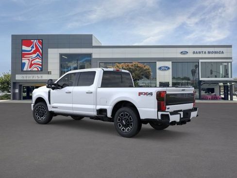 New 2026 Ford F250 Platinum w/ FX4 Off-Road Package AWD/4WD image 4