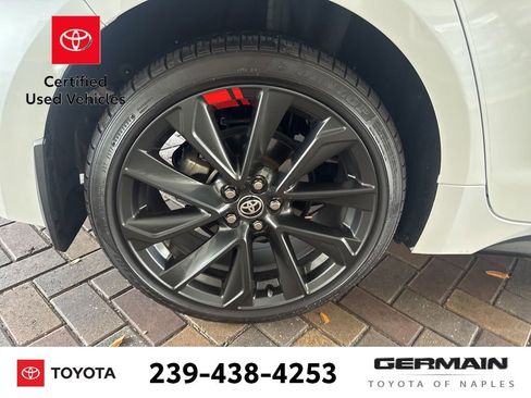 Certified 2025 Toyota Corolla SE image 8