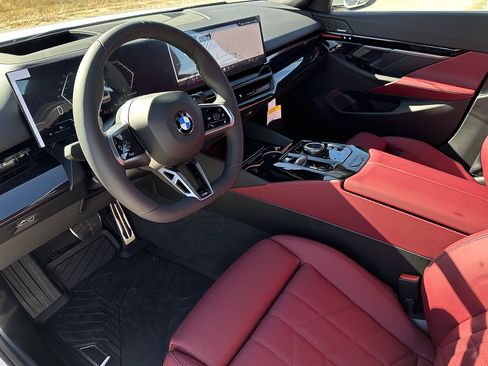 New 2026 BMW 530i w/ M Sport Package image 9