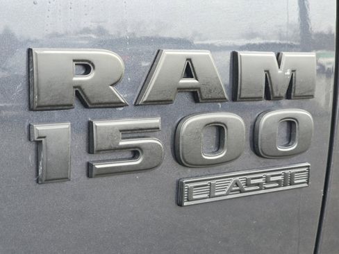 Used 2019 RAM 1500 Classic Warlock image 8