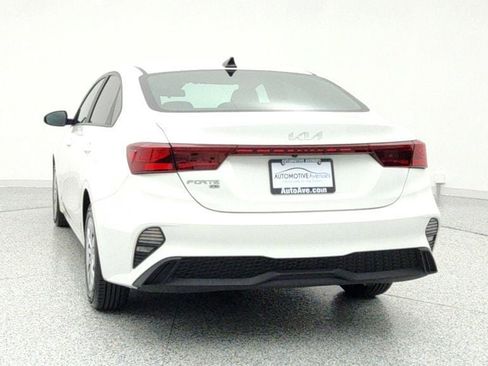 Used 2023 Kia Forte LX image 6