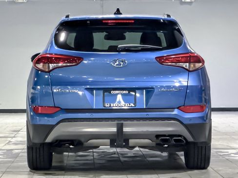 Used 2016 Hyundai Tucson Limited w/ Option Group 03 image 9