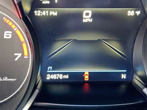 Used 2022 Alfa Romeo Stelvio Sprint image 10