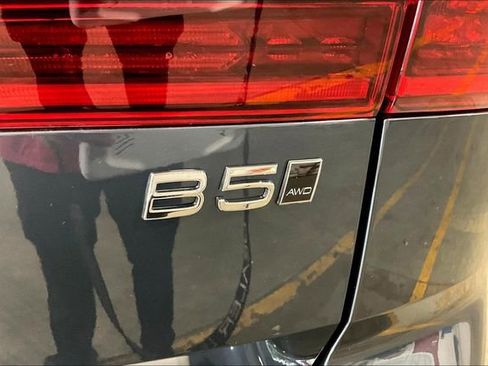 New 2026 Volvo XC60 B5 Ultra w/ Climate Package image 9