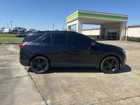 Used 2023 Chevrolet Equinox Premier image 10
