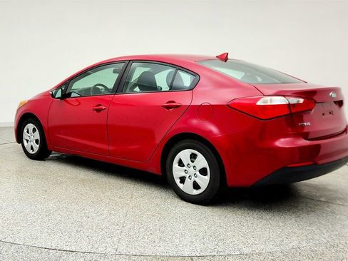 Used 2016 Kia Forte LX image 7