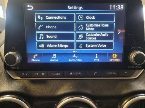 Used 2025 Nissan Sentra SR FWD image 25