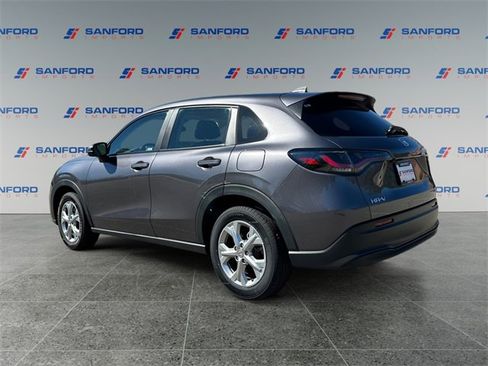 Used 2023 Honda HR-V LX image 3