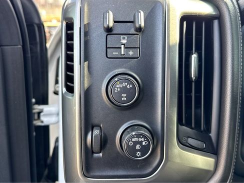 Used 2018 Chevrolet Silverado 1500 LTZ w/ LTZ Plus Package image 15