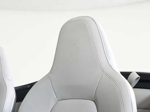 Used 2026 Porsche 911 Carrera GTS RWD image 21
