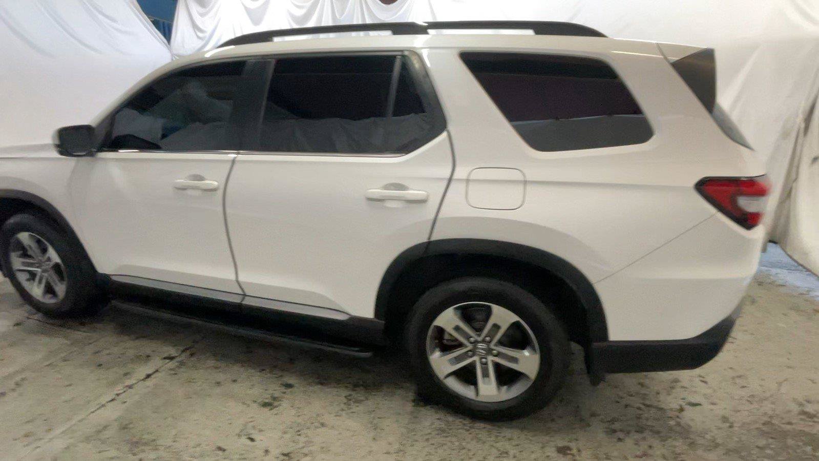Certified 2024 Honda Pilot EX-L image 11