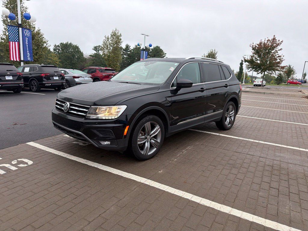 Used 2021 Volkswagen Tiguan SEL AWD/4WD image 24