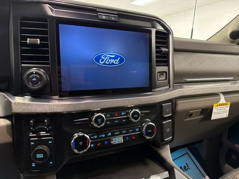 New 2026 Ford F350 Platinum w/ Platinum Plus Package AWD/4WD image 17