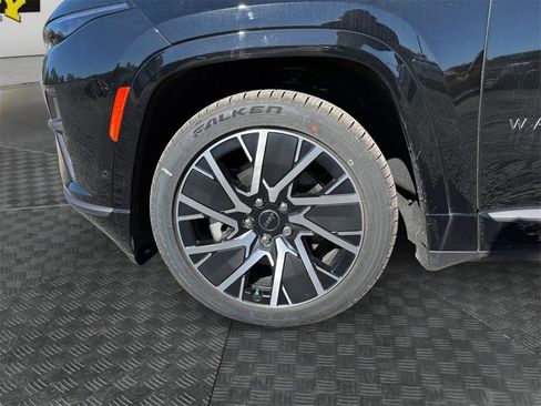 New 2025 Jeep Wagoneer S Limited image 14