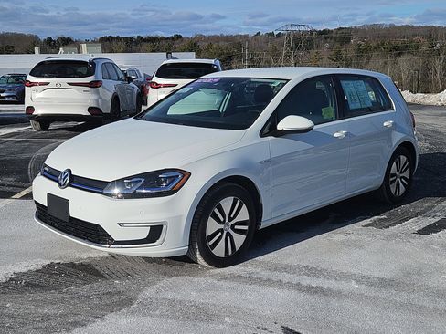 Used 2017 Volkswagen e-Golf SEL Premium image 22