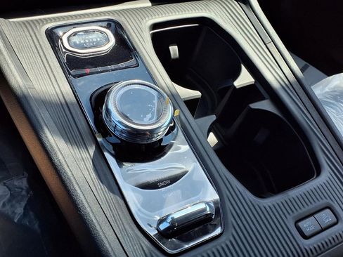 New 2026 Jeep Cherokee Laredo AWD/4WD image 15