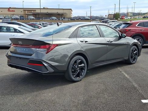 New 2026 Hyundai Elantra Sport FWD image 4