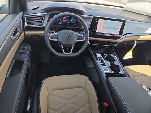 New 2026 Volkswagen Atlas Cross Sport SE FWD image 7