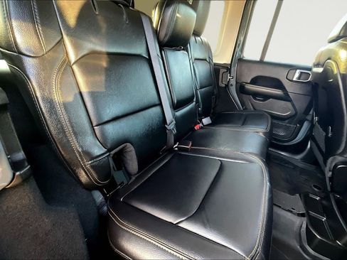 Used 2024 Jeep Wrangler Sahara w/ Technology Group image 30