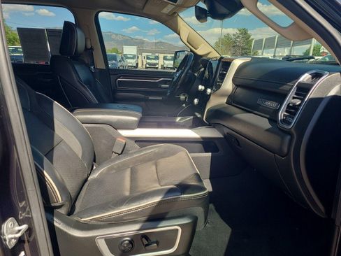 Used 2019 RAM 1500 Laramie AWD/4WD image 29