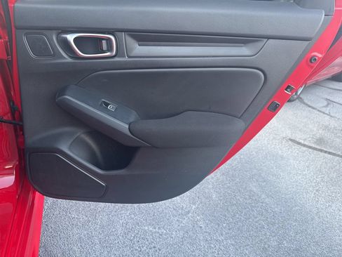 Used 2025 Honda Civic Sport image 34