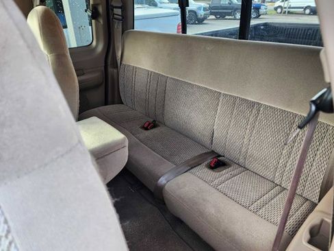 Used 1998 Ford F150 XLT image 14