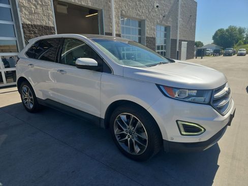 Used 2015 Ford Edge Titanium w/ Equipment Group 302A AWD/4WD image 3