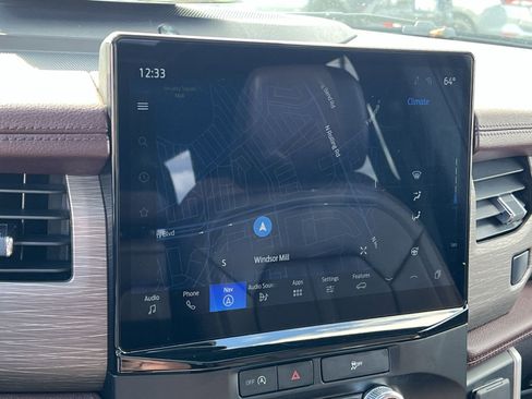 Used 2024 Ford Expedition Limited image 20