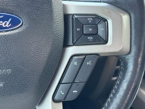 Used 2019 Ford F150 Lariat AWD/4WD image 18