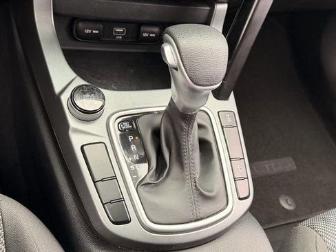 Used 2021 Kia Seltos LX image 22