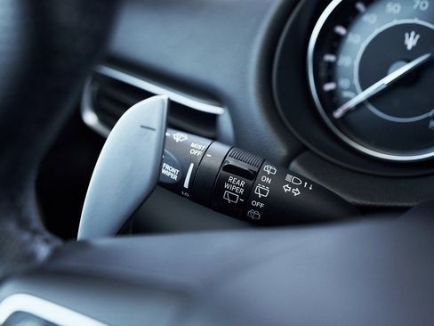 Used 2022 Maserati Levante Modena image 39