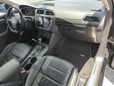 Used 2019 Volkswagen Tiguan SEL Premium AWD/4WD image 23