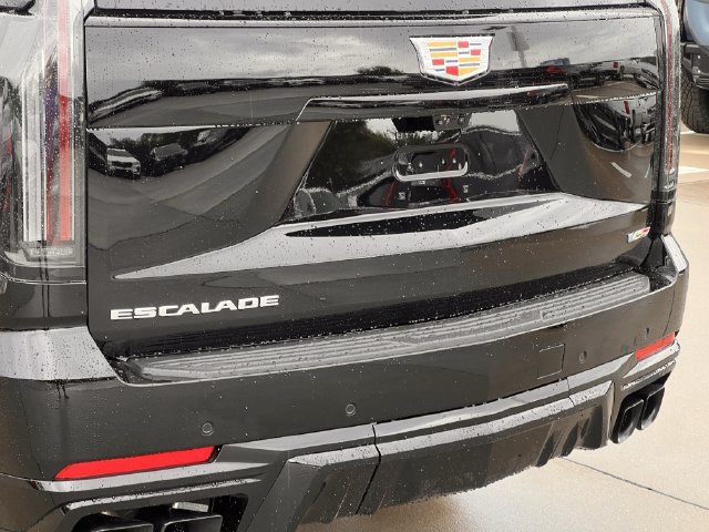 New 2027 Cadillac Escalade V AWD/4WD image 6