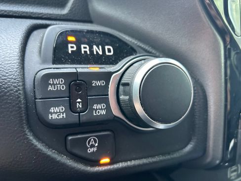 Used 2025 RAM 1500 Big Horn AWD/4WD image 32