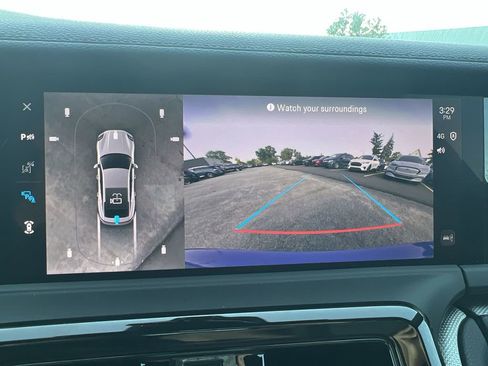 Used 2025 Porsche Panamera 4 image 31