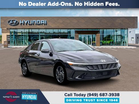 New 2026 Hyundai Elantra SEL Sport FWD image 11