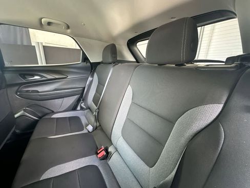 Used 2025 Chevrolet TrailBlazer LT AWD/4WD image 22